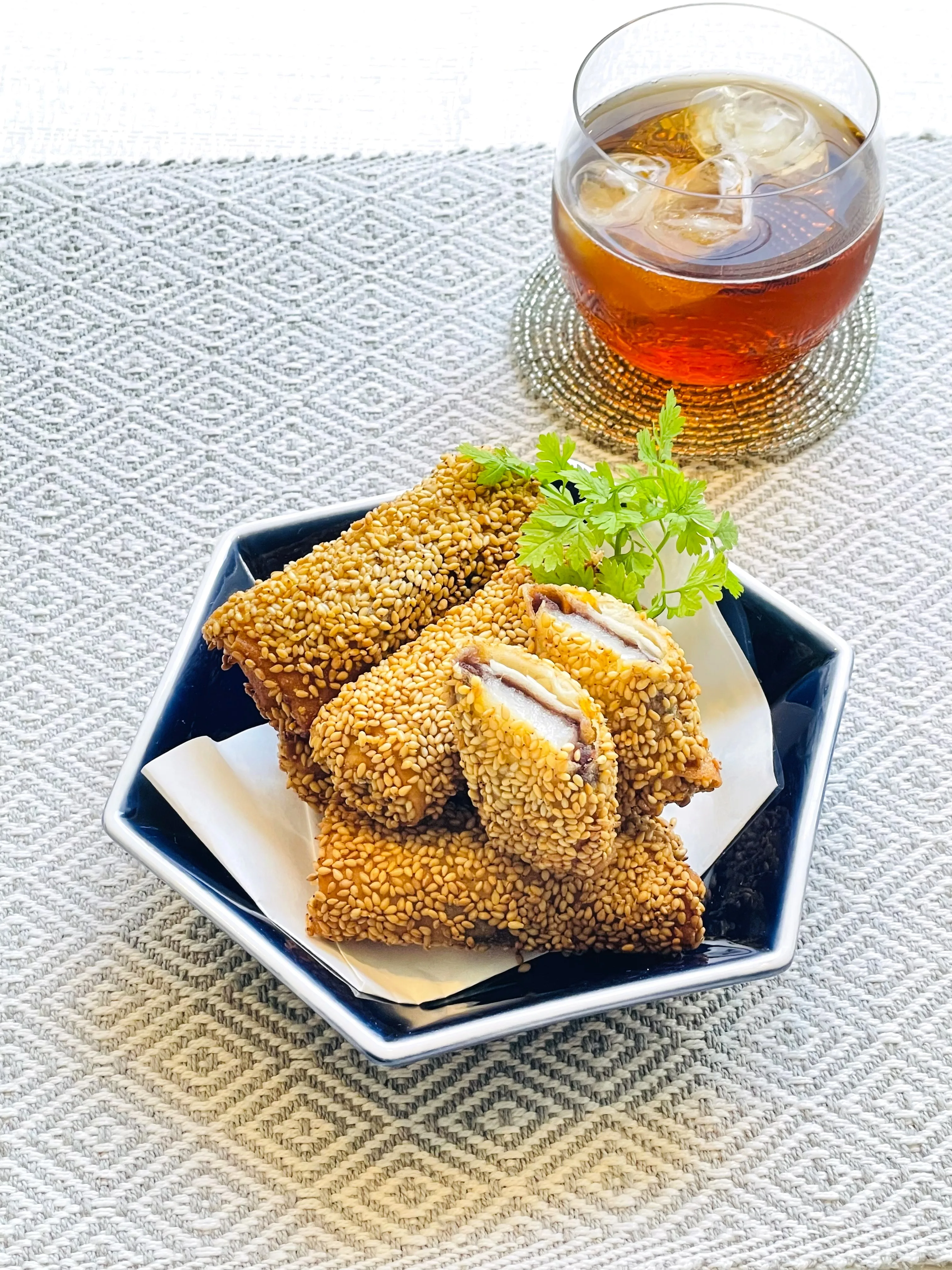 【ごま団子風！春巻きスティック】
